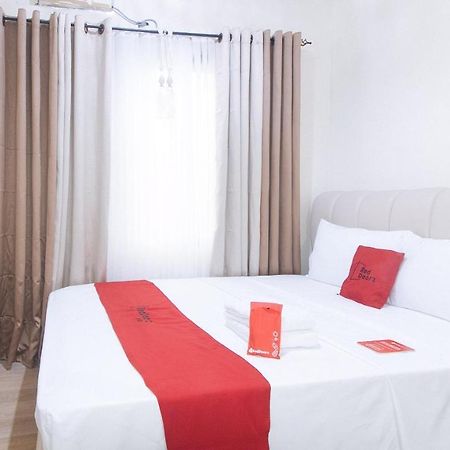 Reddoorz Plus @ Cuarto Verde Staycation Las Piñas 외부 사진