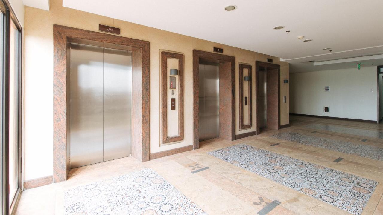 Reddoorz Plus @ Cuarto Verde Staycation Las Piñas 외부 사진