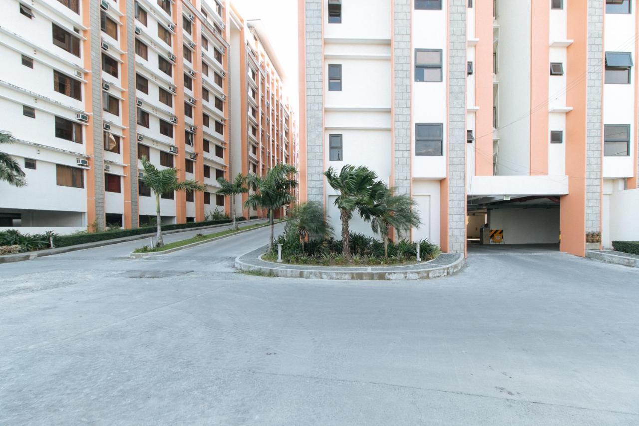Reddoorz Plus @ Cuarto Verde Staycation Las Piñas 외부 사진