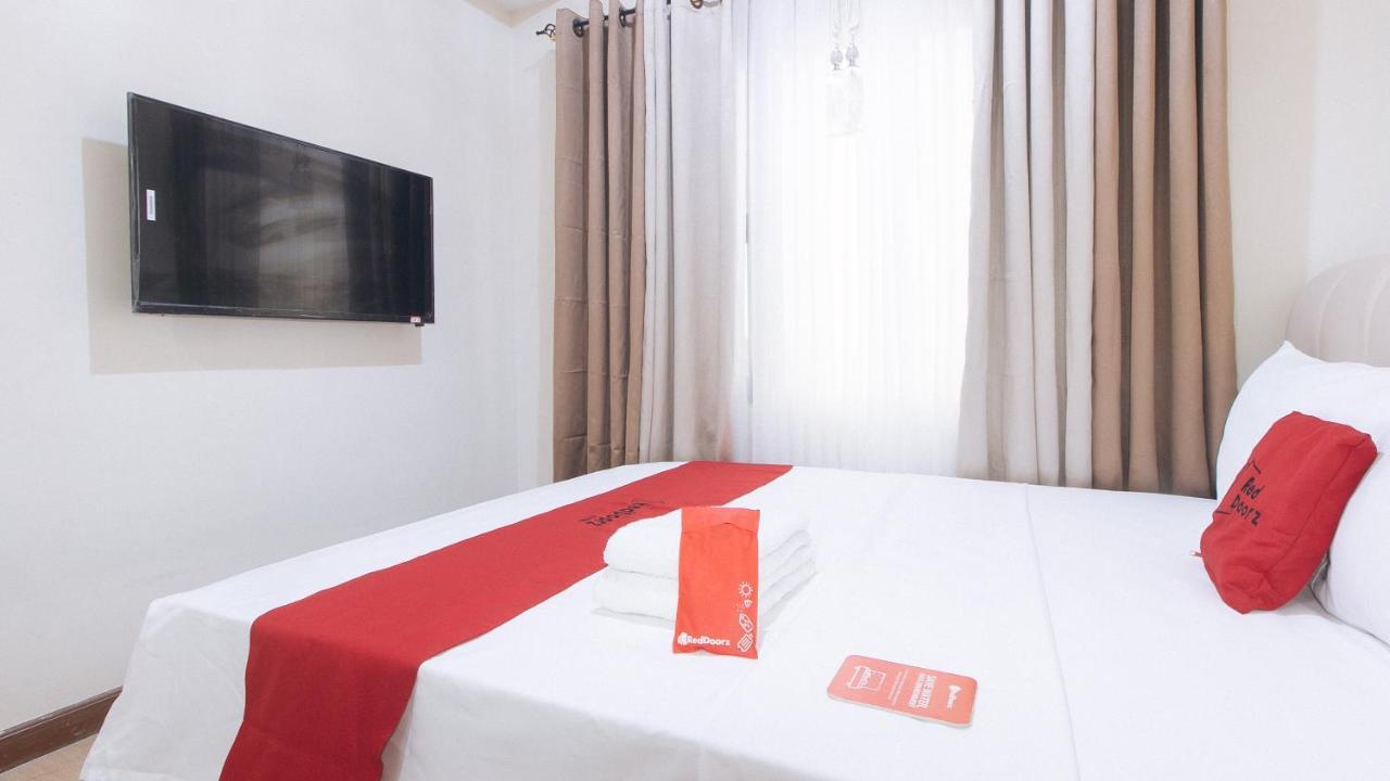 Reddoorz Plus @ Cuarto Verde Staycation Las Piñas 외부 사진