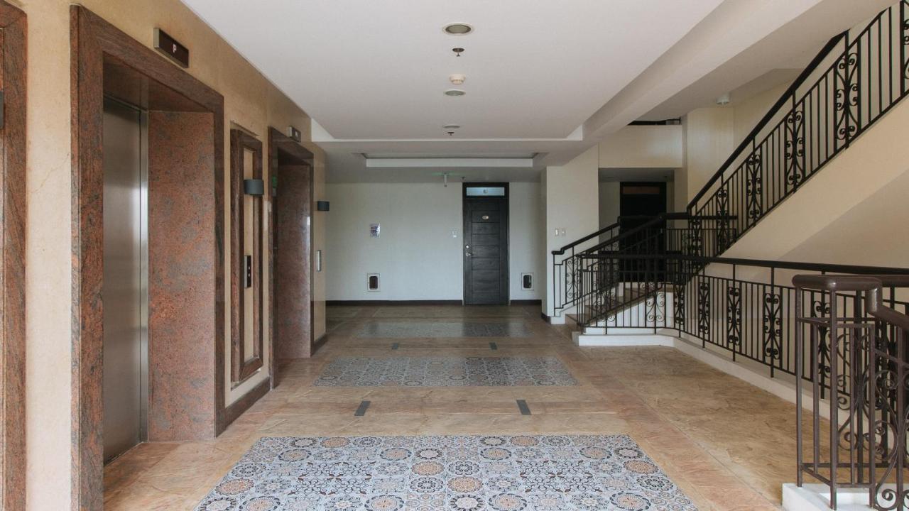 Reddoorz Plus @ Cuarto Verde Staycation Las Piñas 외부 사진
