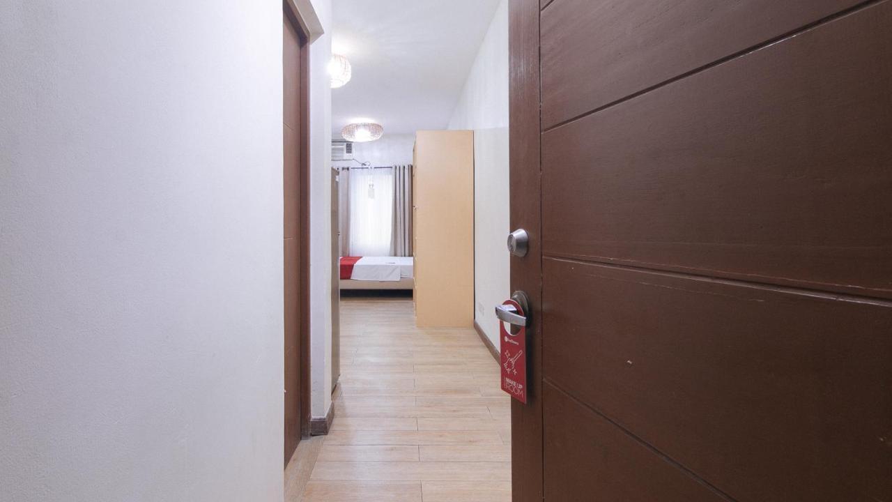 Reddoorz Plus @ Cuarto Verde Staycation Las Piñas 외부 사진
