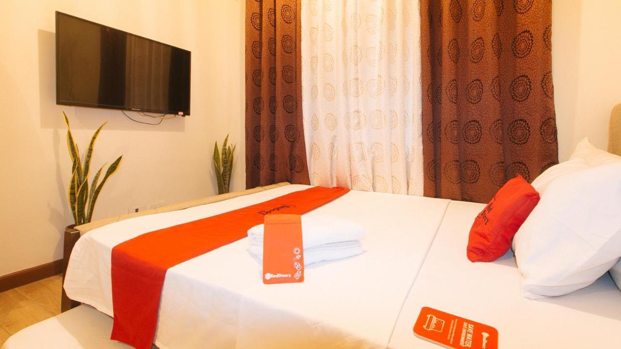 Reddoorz Plus @ Cuarto Verde Staycation Las Piñas 외부 사진