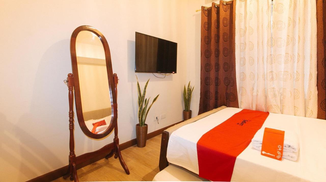 Reddoorz Plus @ Cuarto Verde Staycation Las Piñas 외부 사진