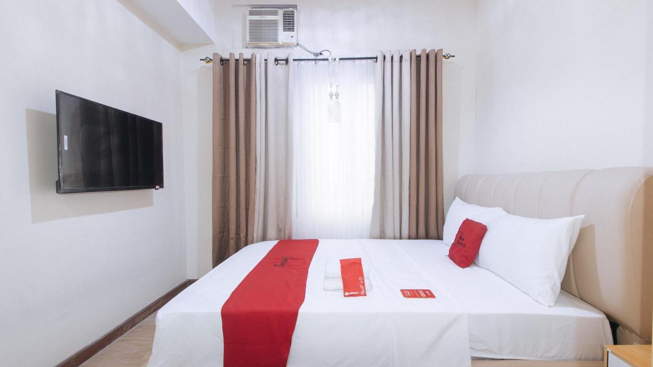 Reddoorz Plus @ Cuarto Verde Staycation Las Piñas 외부 사진