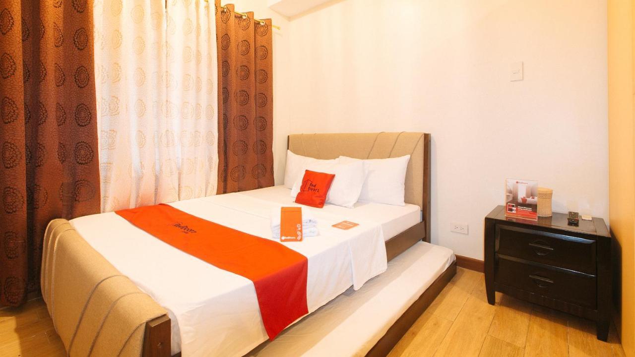 Reddoorz Plus @ Cuarto Verde Staycation Las Piñas 외부 사진