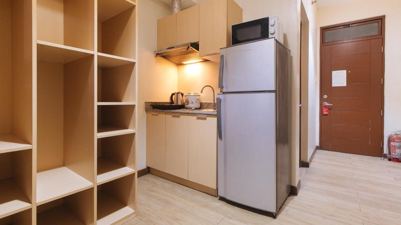 Reddoorz Plus @ Cuarto Verde Staycation Las Piñas 외부 사진